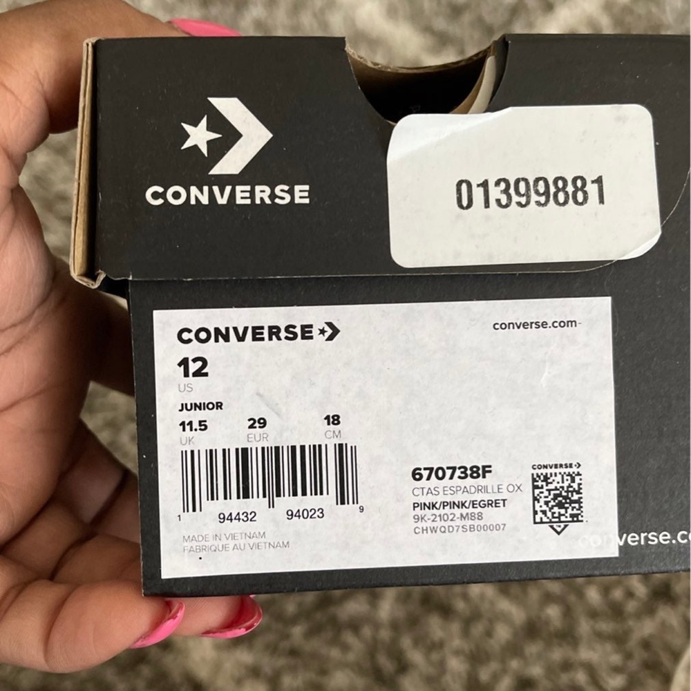 Toddler girls converse
